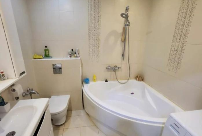 3-комнатная квартира · 121 м² · 4/8 этаж, мкр. Алтын орда, Санкибай батыра — Альтаир