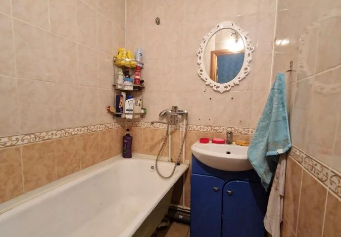 2-комнатная квартира · 43.9 м² · 2/5 этаж, мкр 5, Тургенева