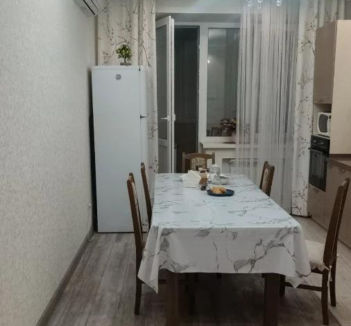 4-комнатная квартира · 160 м² · 4/8 этаж, Санкибай Батыра 72кк3