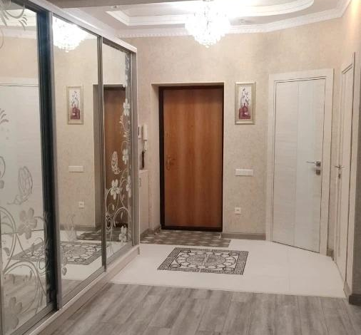 4-комнатная квартира · 160 м² · 4/8 этаж, Санкибай Батыра 72кк3