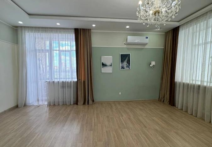 3-комнатная квартира · 129 м² · 5/10 этаж, мкр Михайловка , Кривогуза 96/1