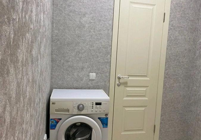 3-комнатная квартира · 65 м² · 1/5 этаж, Сагындыкова 4 Б — Койгельды