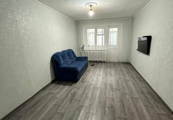 2-комнатная квартира · 45 м² · 2/5 этаж, Павлова 27