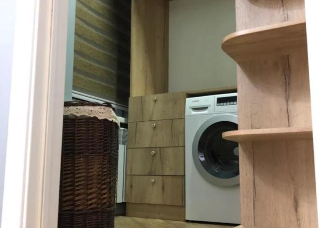 2-комнатная квартира · 49.2 м² · 1/3 этаж, Искендерова 23 — Кажымукана - Назрабаева (Фурманова)