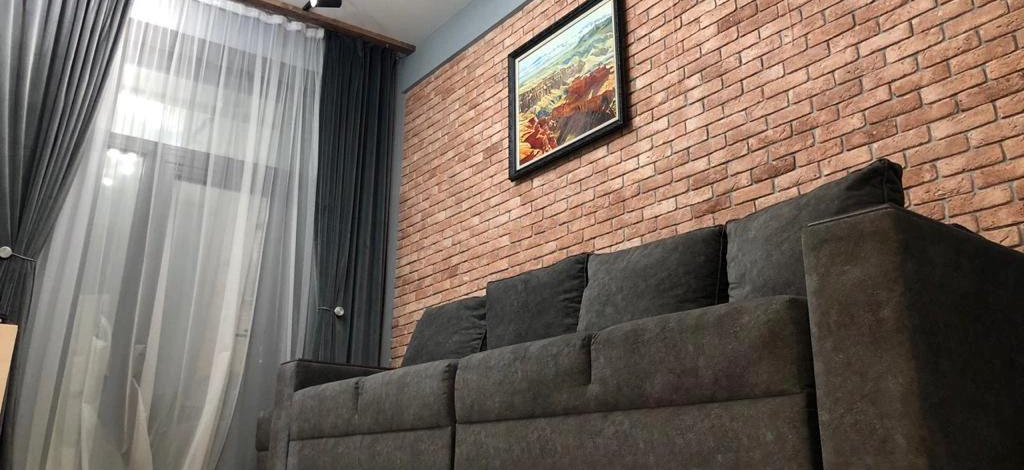 2-комнатная квартира · 49.2 м² · 1/3 этаж, Искендерова 23 — Кажымукана - Назрабаева (Фурманова)