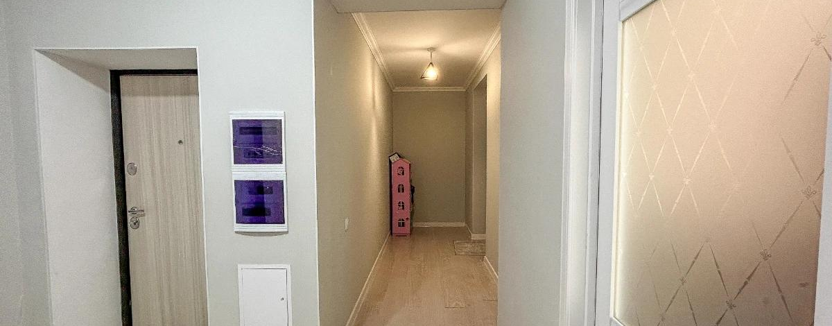 3-комнатная квартира · 100 м² · 6/7 этаж, Тыныбаева 6 — Бизнес класс, потолки 3м