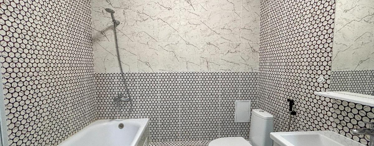 3-комнатная квартира · 100 м² · 6/7 этаж, Тыныбаева 6 — Бизнес класс, потолки 3м