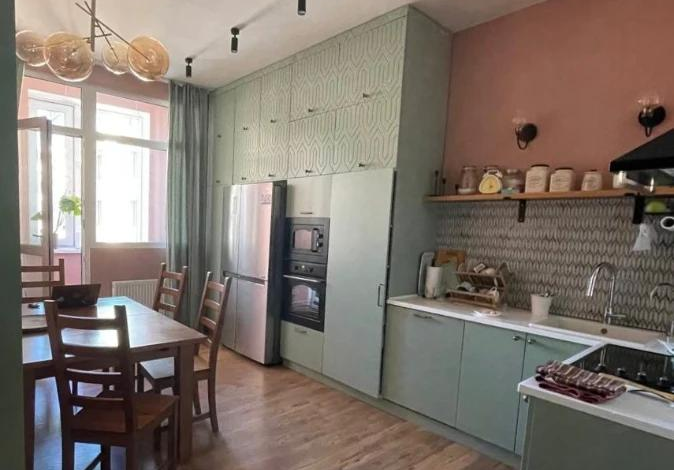 3-комнатная квартира · 100 м² · 6/7 этаж, Тыныбаева 6 — Бизнес класс, потолки 3м