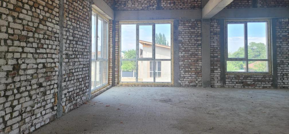 7-комнатная квартира · 220 м² · 2/3 этаж, Мангистауская 18