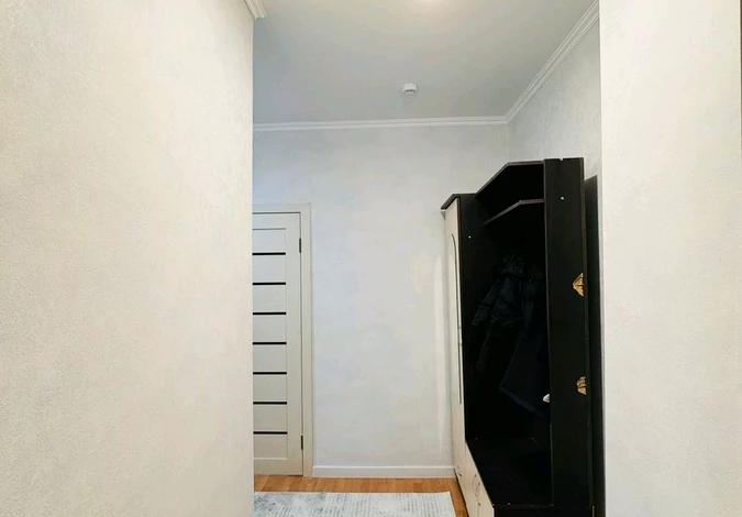 2-комнатная квартира · 48 м² · 1/5 этаж, Женис 37