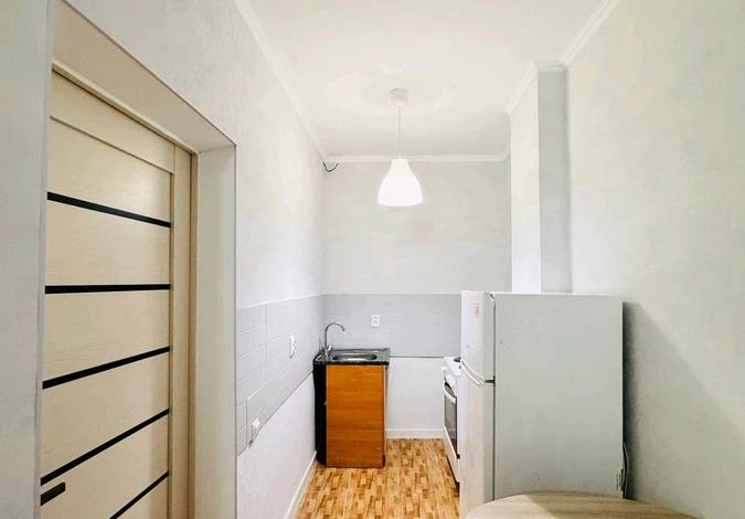 2-комнатная квартира · 48 м² · 1/5 этаж, Женис 37
