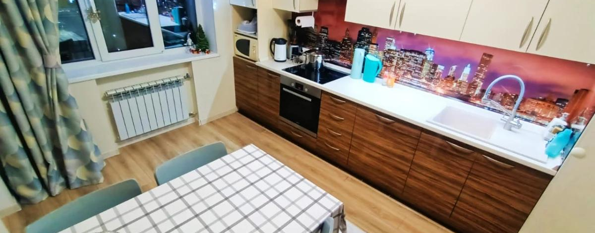 2-комнатная квартира · 72.6 м² · 12/17 этаж, мкр Мамыр-1 — За ТРЦ Спутник