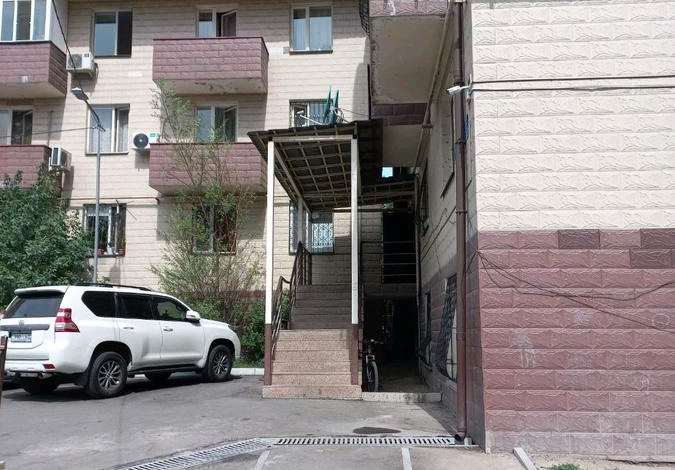 1-комнатная квартира · 27 м² · 1/5 этаж, мкр Дорожник, Мкр кокмайса 36/2