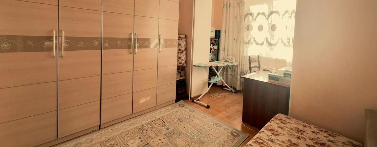 4-комнатная квартира · 80.6 м² · 2/5 этаж, Азаттык 77