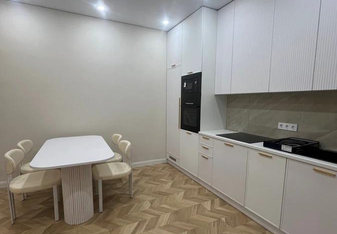 2-комнатная квартира · 55 м² · 10/18 этаж, Абая 164 — Брусиловского