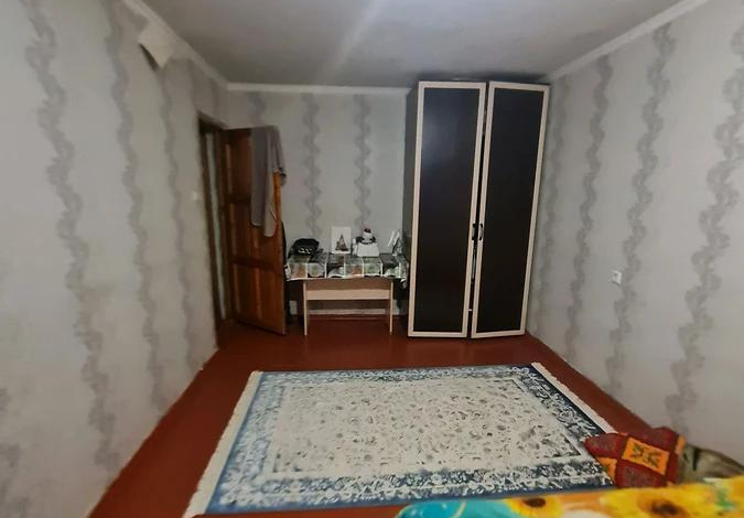 1-комнатная квартира · 33 м² · 1/5 этаж, 8-й микрорайон, 8-й микрорайон 4а — Мамытова