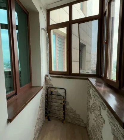 3-комнатная квартира · 93 м² · 9/12 этаж, Варламова 33 — Абая и Тлендиева