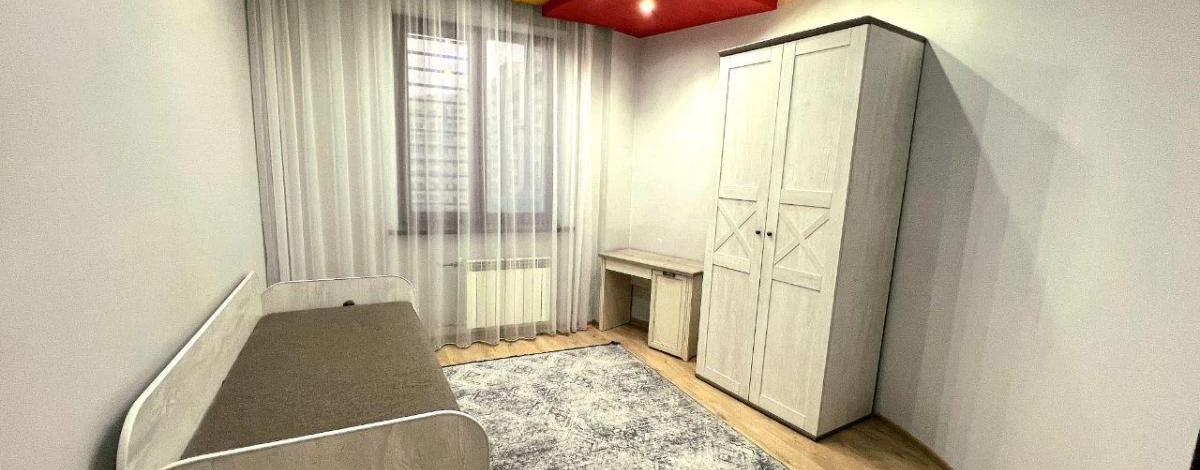 3-комнатная квартира · 93 м² · 9/12 этаж, Варламова 33 — Абая и Тлендиева