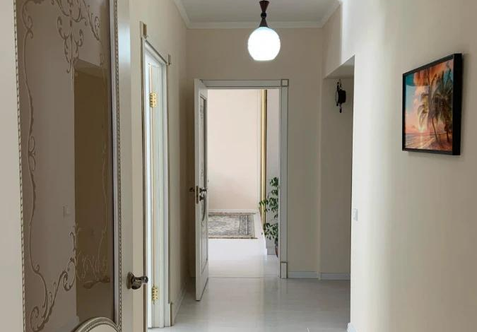 3-комнатная квартира · 115 м² · 3/16 этаж, Бальзака 8