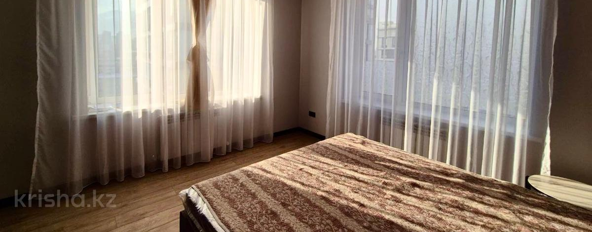 2-комнатная квартира · 80 м² · 11/12 этаж, Басенова 10 — Розыбакиева