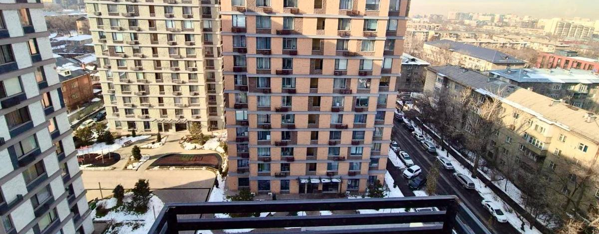 2-комнатная квартира · 80 м² · 11/12 этаж, Басенова 10 — Розыбакиева