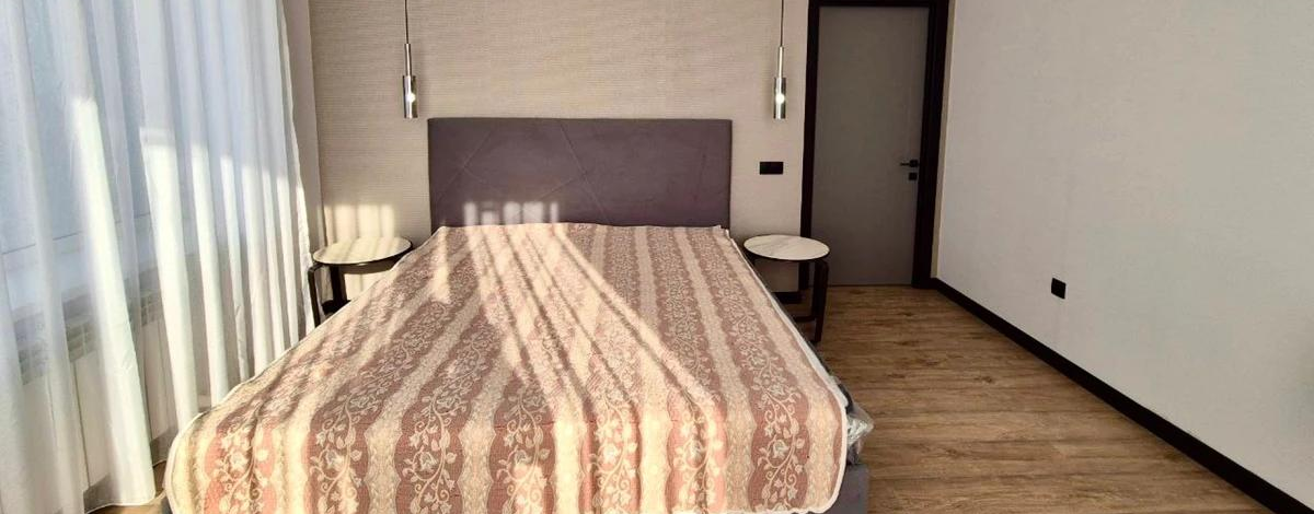 2-комнатная квартира · 80 м² · 11/12 этаж, Басенова 10 — Розыбакиева