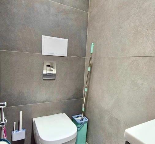 2-комнатная квартира · 80 м² · 11/12 этаж, Басенова 10 — Розыбакиева