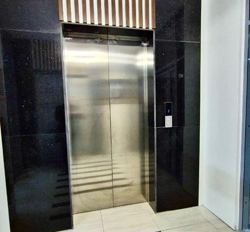 2-комнатная квартира · 80 м² · 11/12 этаж, Басенова 10 — Розыбакиева