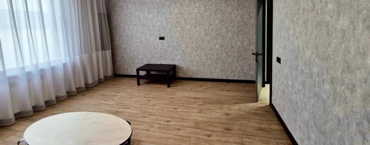 2-комнатная квартира · 80 м² · 11/12 этаж, Басенова 10 — Розыбакиева