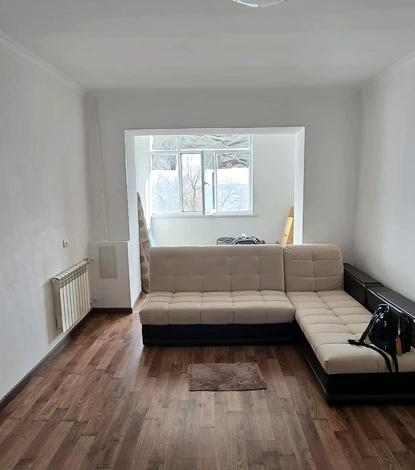 3-комнатная квартира · 68.7 м² · 4/5 этаж, Байзак батыра 185 — Айтиева