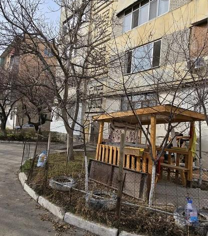 3-комнатная квартира · 68.7 м² · 4/5 этаж, Байзак батыра 185 — Айтиева