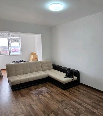 3-комнатная квартира · 68.7 м² · 4/5 этаж, Байзак батыра 185 — Айтиева