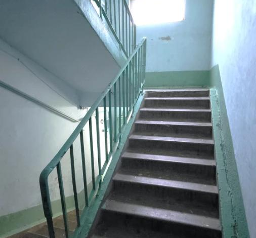 1-комнатная квартира · 30 м² · 1/5 этаж, мкр Восток