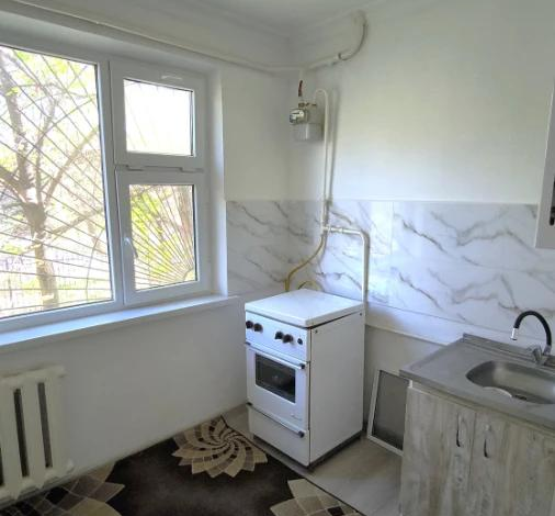 1-комнатная квартира · 30 м² · 1/5 этаж, мкр Восток