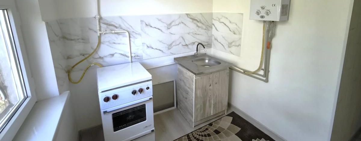 1-комнатная квартира · 30 м² · 1/5 этаж, мкр Восток