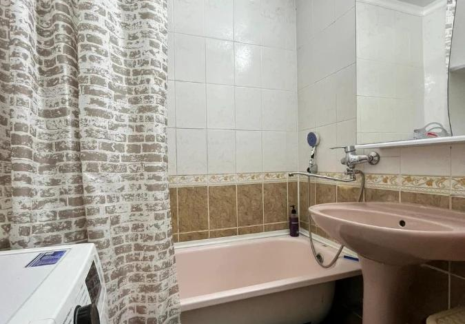 2-комнатная квартира · 53 м² · 5/5 этаж, мкр 8, Абилкайырхана