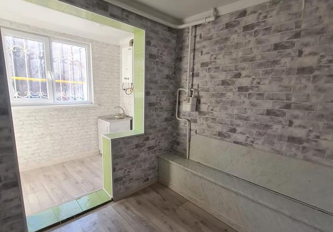 3-комнатная квартира · 56 м² · 1/5 этаж, ПЛ.АЛЬ ФАРАБИ 3 — Момышулы