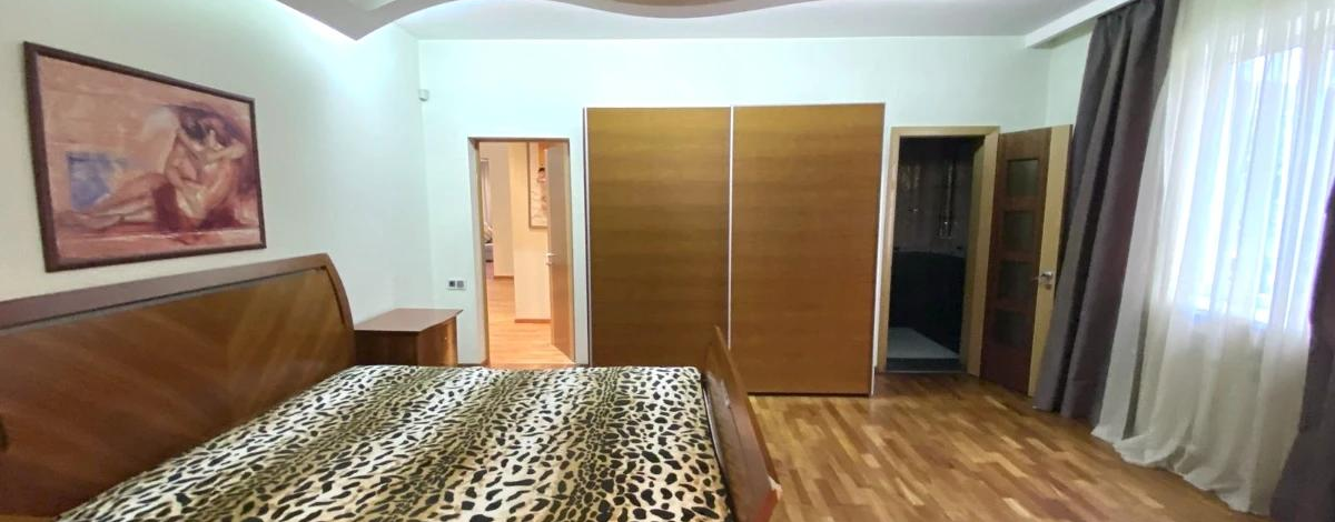 3-комнатная квартира · 162 м² · 3/10 этаж, Луганского 5 — Сатпаева