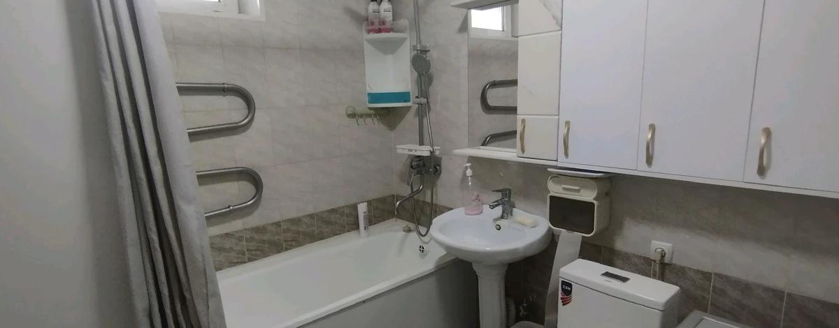 3-комнатная квартира · 65 м² · 1/5 этаж, проспект Абая 161