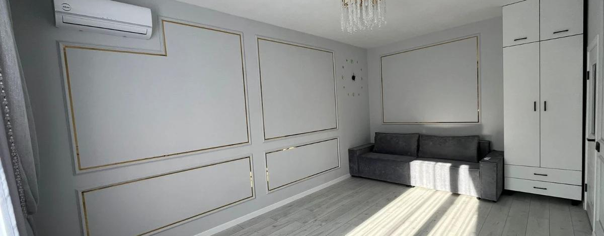 1-комнатная квартира · 42.8 м² · 2/5 этаж, 20-й микрорайон