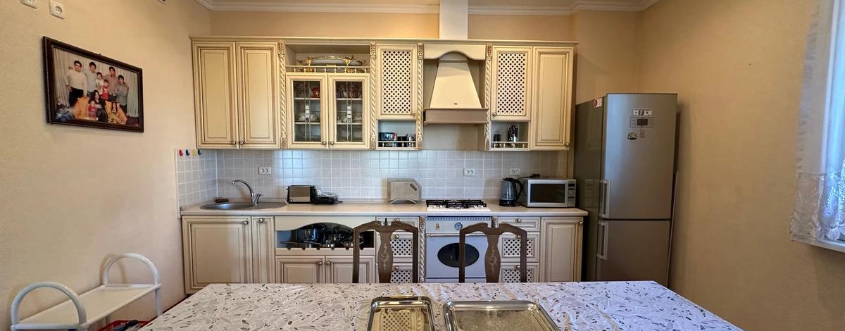 4-комнатная квартира · 178 м² · 6/9 этаж, Пр Д.Кунаева 36/А