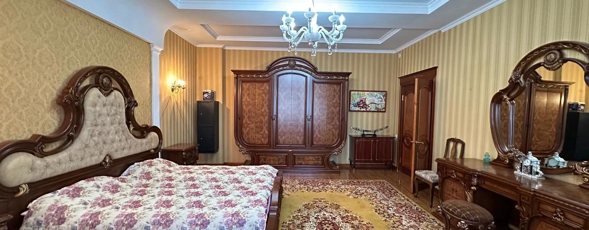 4-комнатная квартира · 178 м² · 6/9 этаж, Пр Д.Кунаева 36/А