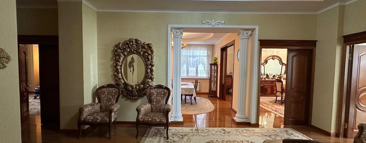 4-комнатная квартира · 178 м² · 6/9 этаж, Пр Д.Кунаева 36/А