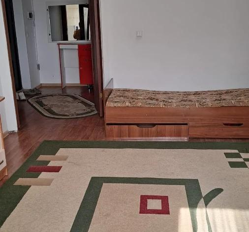 1-комнатная квартира · 42 м² · 3/5 этаж, 13 микр