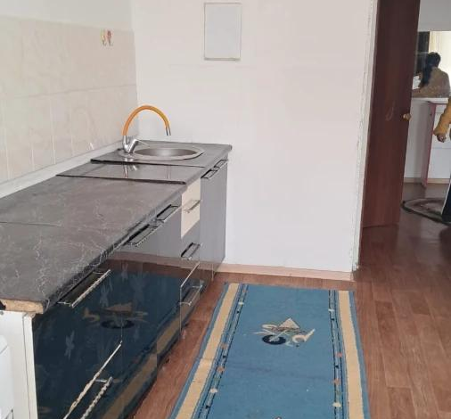 1-комнатная квартира · 42 м² · 3/5 этаж, 13 микр