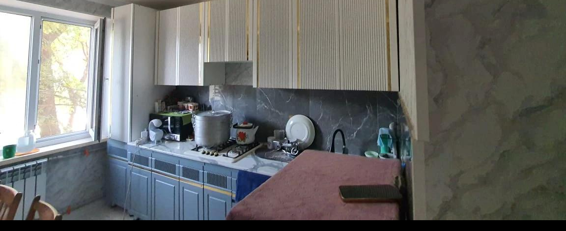 3-комнатная квартира · 62.8 м² · 2/5 этаж, 9 микр