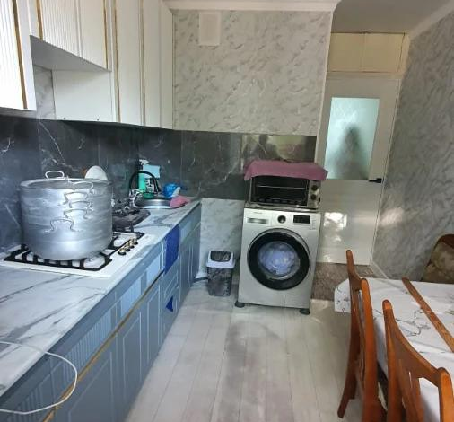 3-комнатная квартира · 62.8 м² · 2/5 этаж, 9 микр