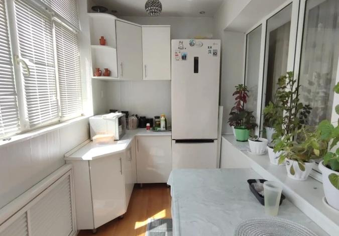 4-комнатная квартира · 76 м² · 4/5 этаж, Айтеке би