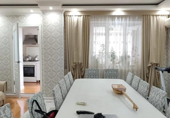 4-комнатная квартира · 76 м² · 4/5 этаж, Айтеке би