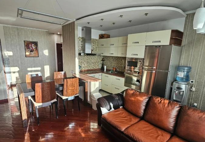 3-комнатная квартира · 70 м² · 12/14 этаж, Хусаинова 225